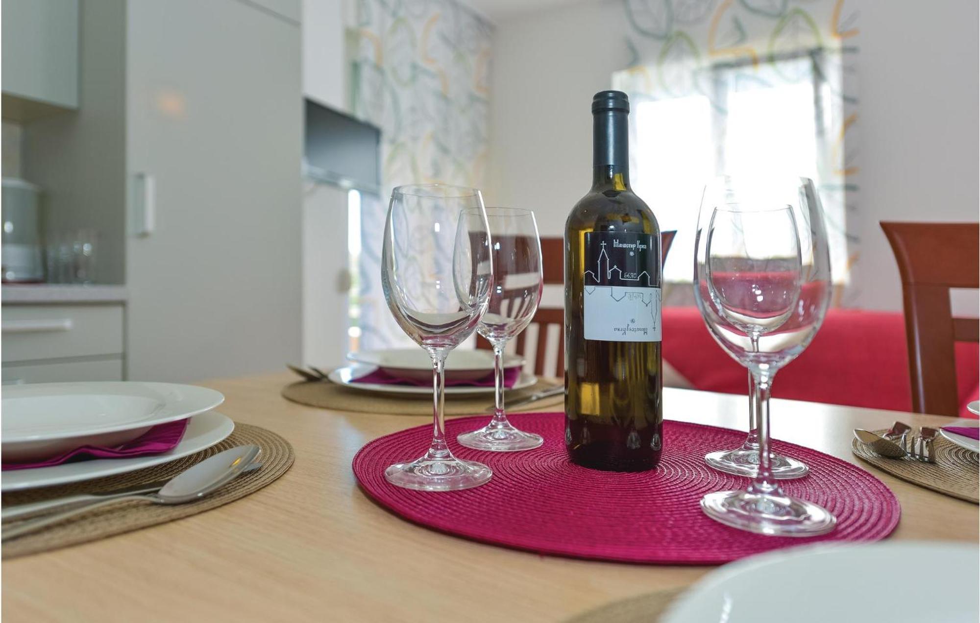 Gorgeous Apartment In Vodice With Kitchen Экстерьер фото