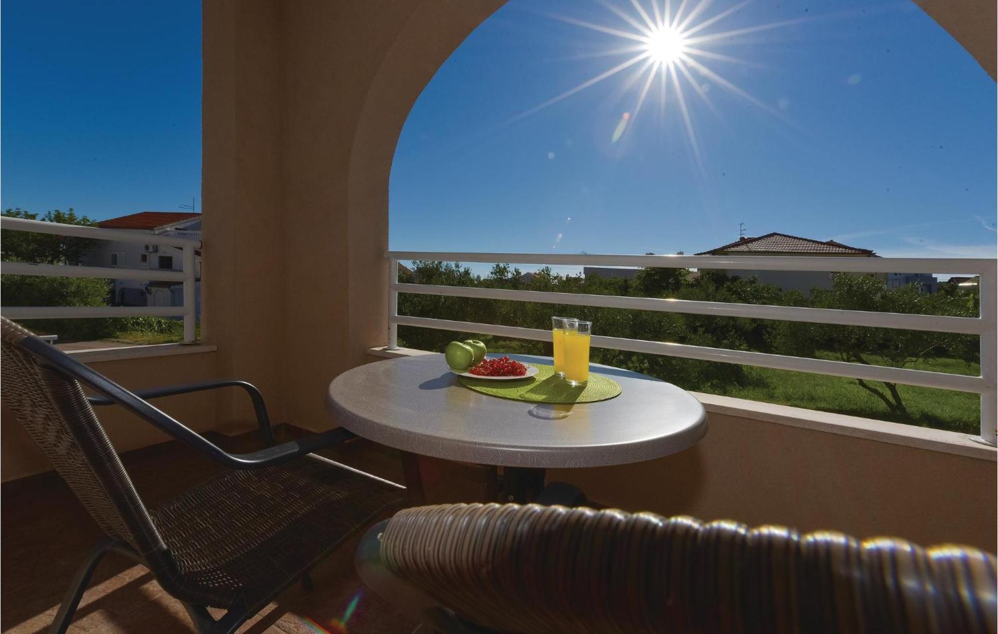 Gorgeous Apartment In Vodice With Kitchen Экстерьер фото