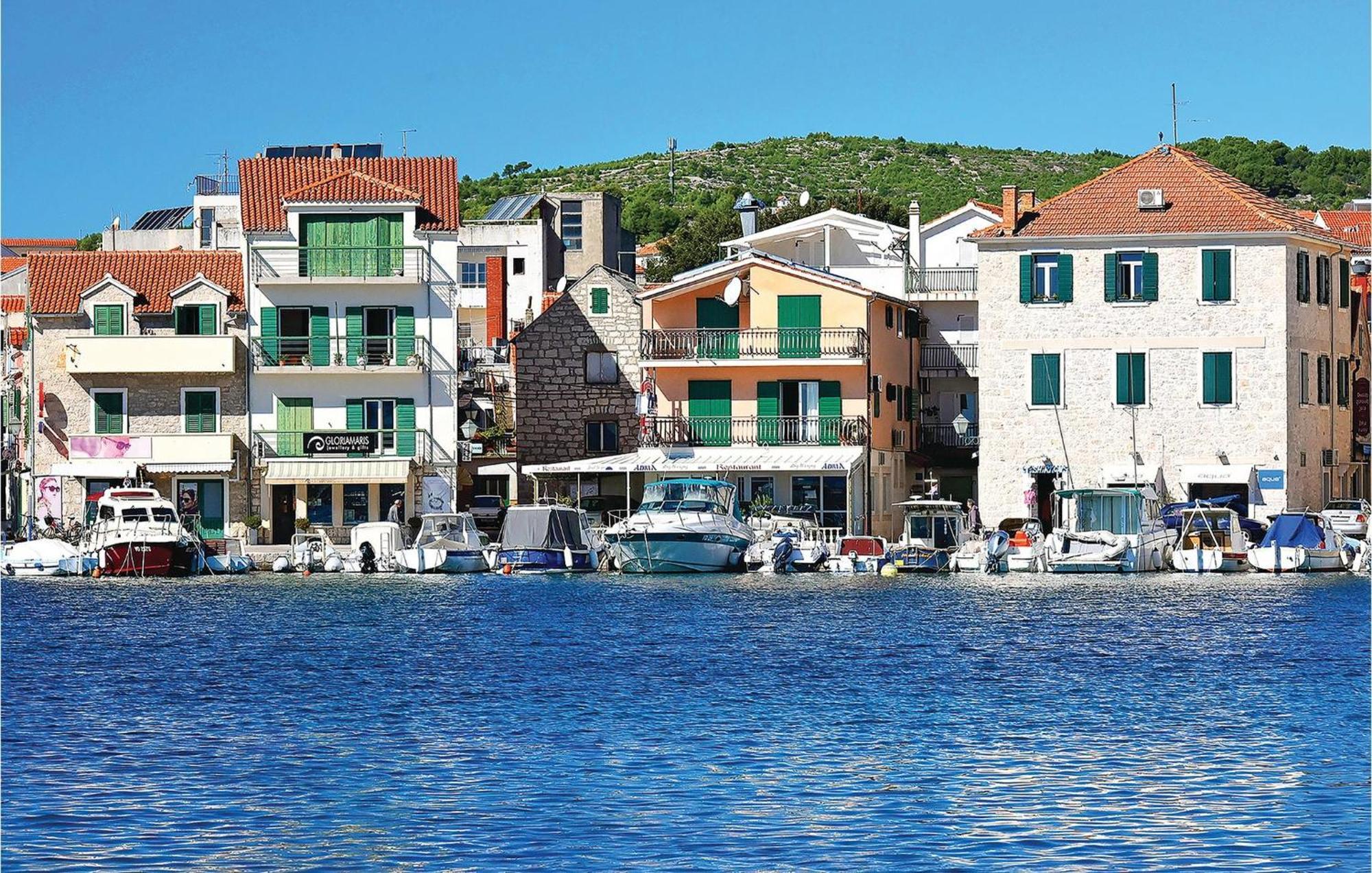 Gorgeous Apartment In Vodice With Kitchen Экстерьер фото