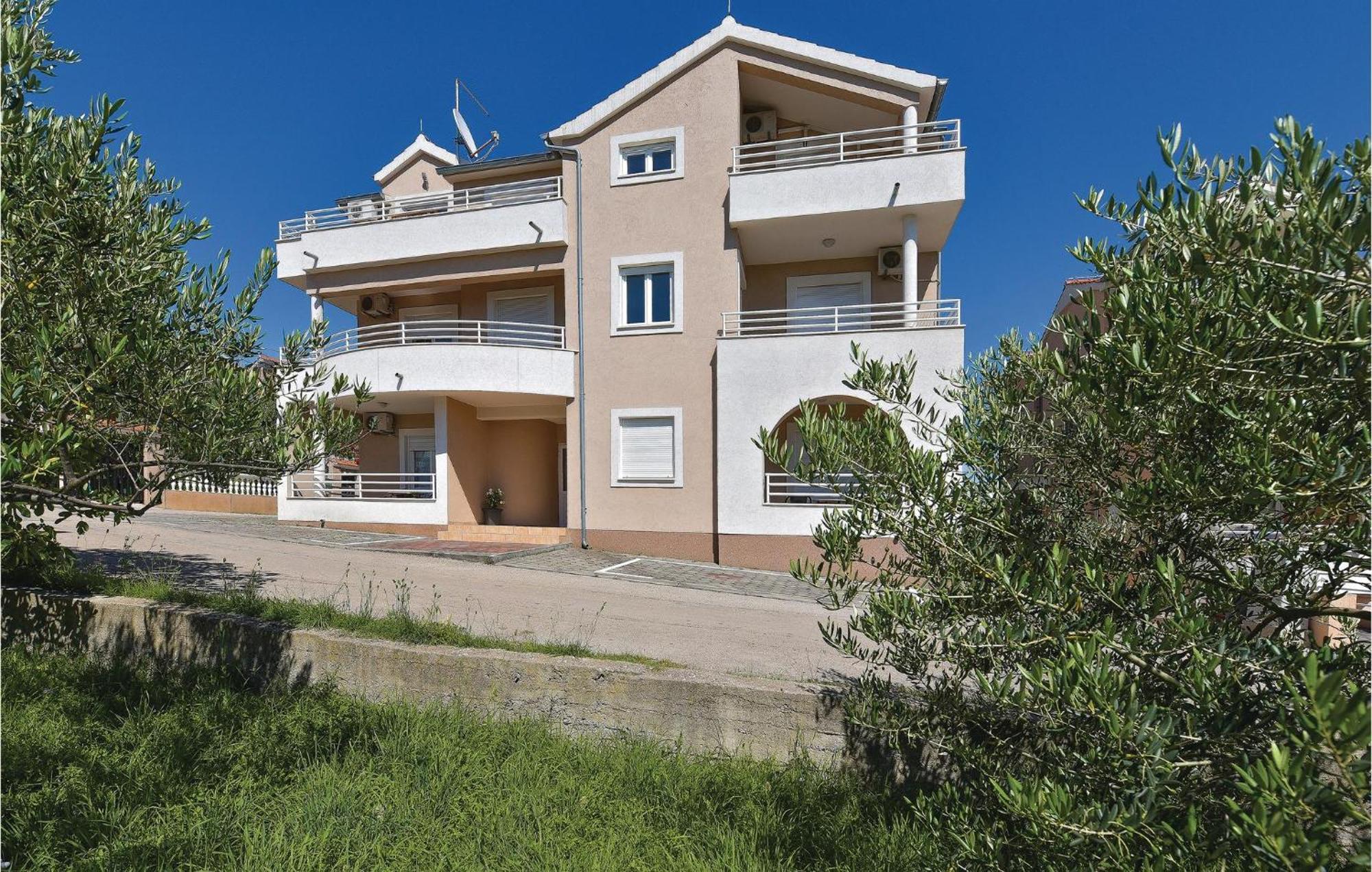 Gorgeous Apartment In Vodice With Kitchen Экстерьер фото
